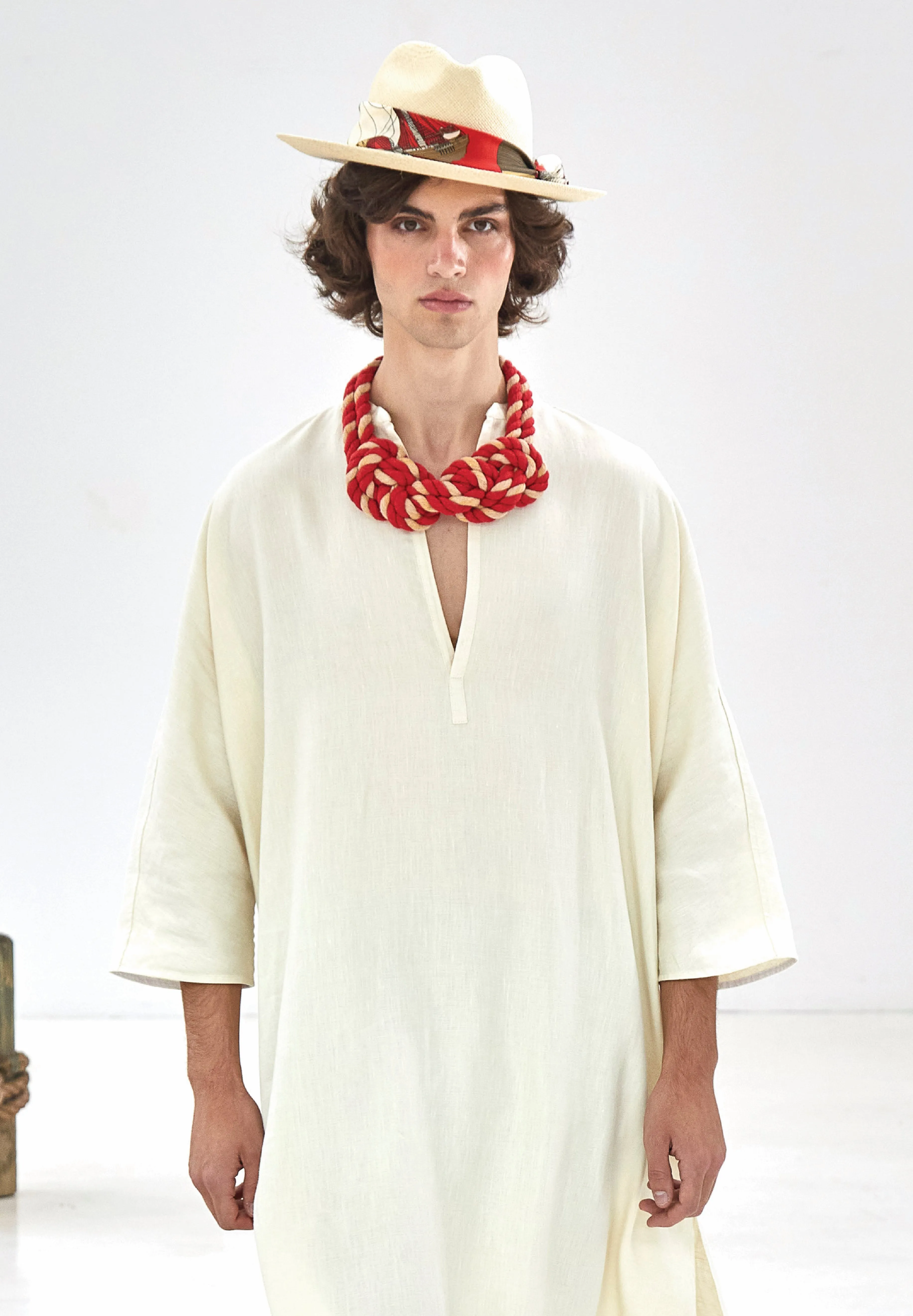 double cross necklace - red/creme