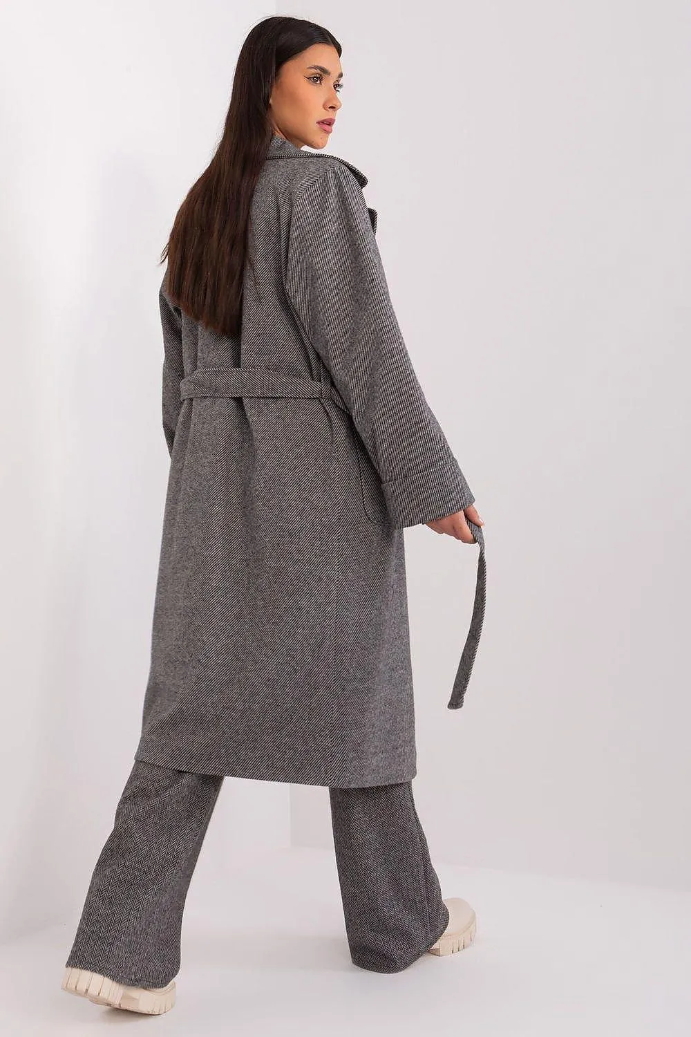 Lakerta elegant and classic transitional coat