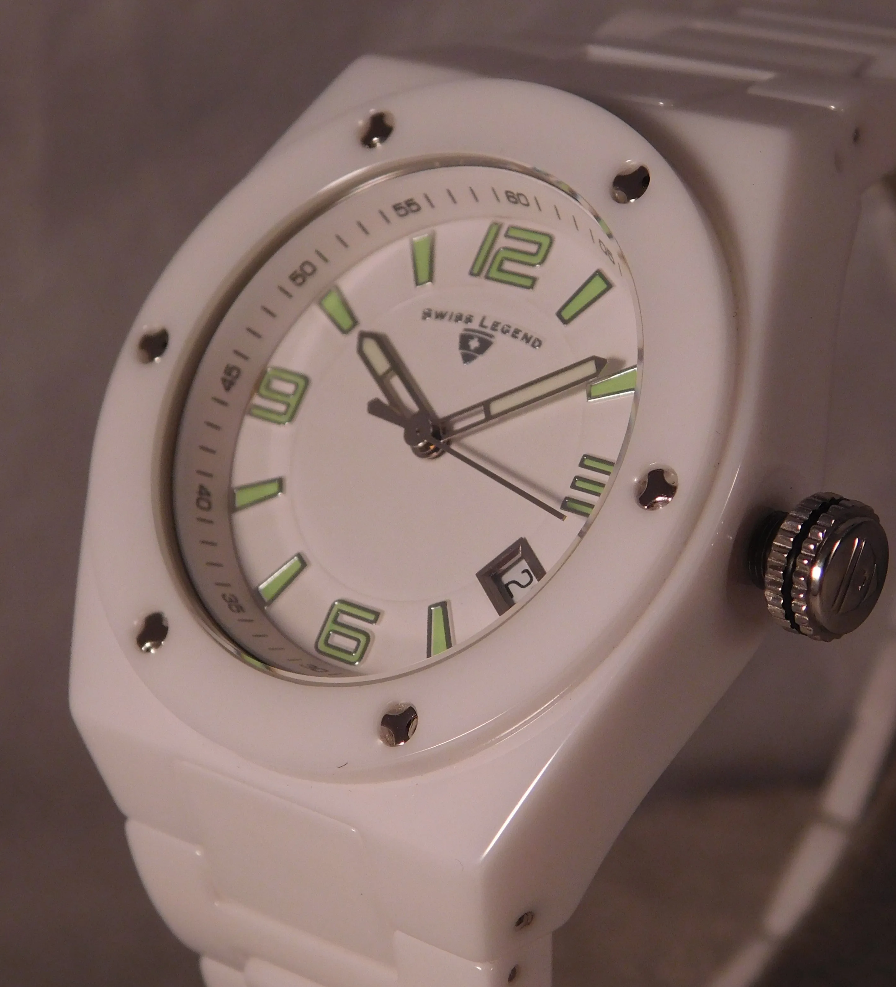 Swiss Legend Throttle White Ceramic Date New Battery Mens Watch....40mm