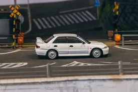 Tarmac Works 1/64 Mitsubishi Lancer RS Evolution II White - Malaysia Special Edition - GLOBAL64